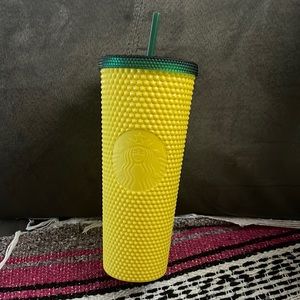 Green/yellow cup